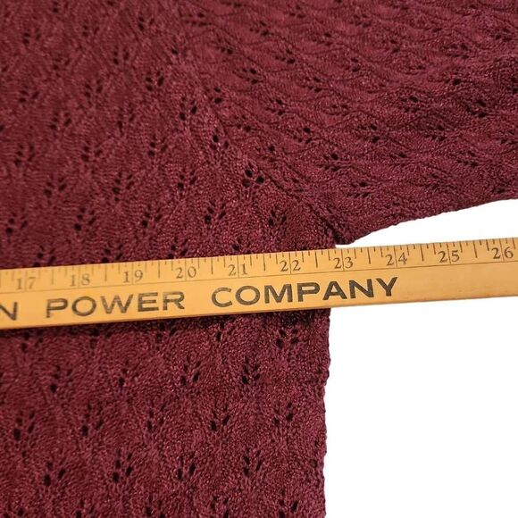 Norton McNaughton Women's Berry Color Open Knit Eyelet Pullover Sweater Medium N - Picture 7 of 10